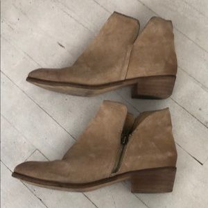 Splendid Leather and Suede Bootie (7.5)